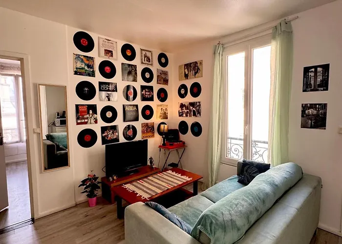 Апартаменты Private Room, Often Full Flat 14th