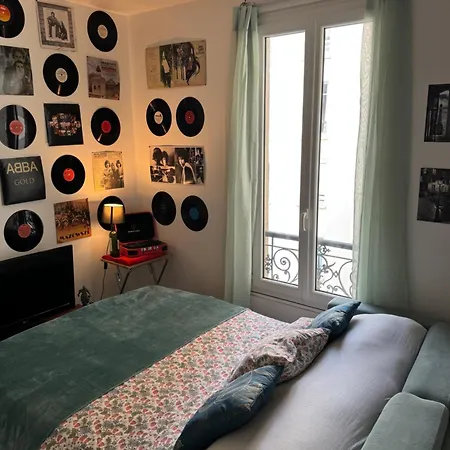 Private Room, Often Full Flat 14th דירה פריז